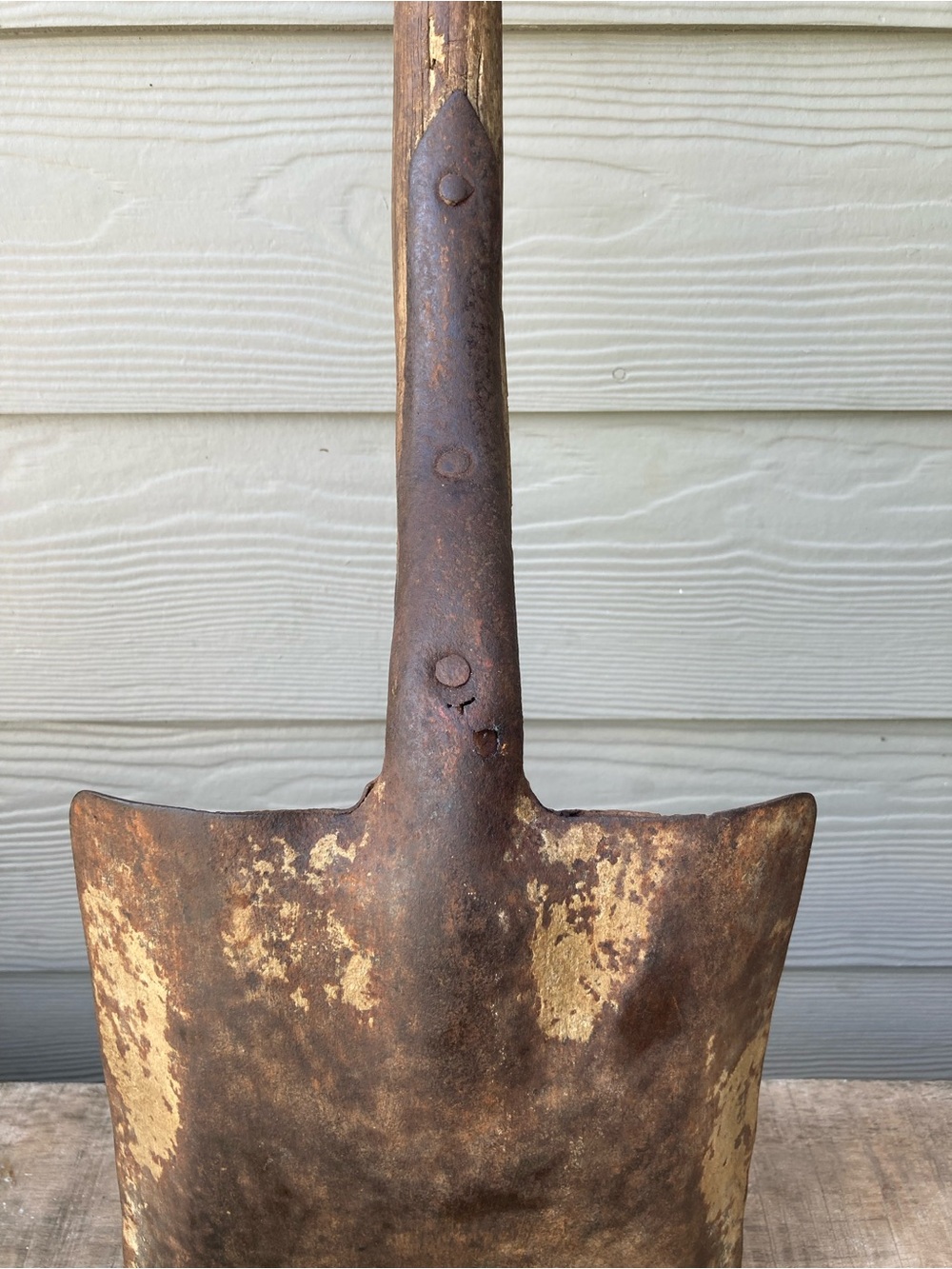 Primitive Rusty Shovel with Wood Handle Vintage Garden Tool - Picture 6 of 16